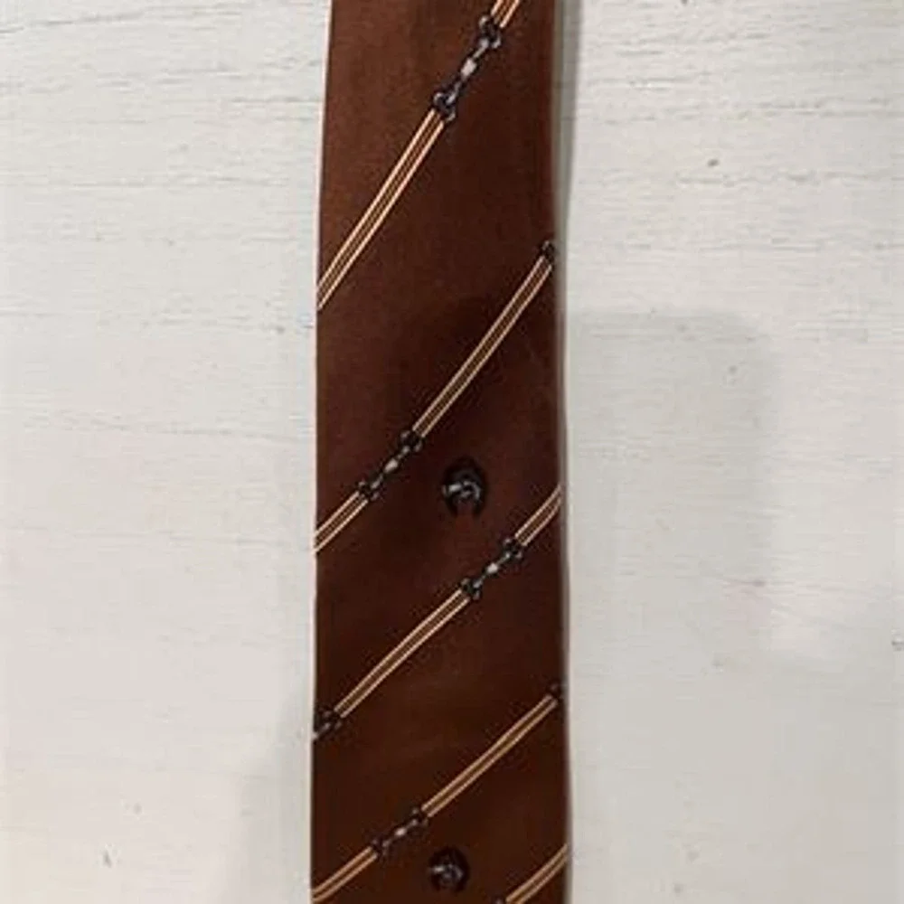 Vintage Gucci Mens Silk Neck Tie Brown Equestrian Stirrup Horseshoe Italy
